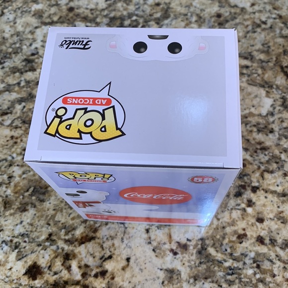 Funko. Coca-Cola Polar Bear 58. Flocked. Limited Edition. - Picture 3 of 4